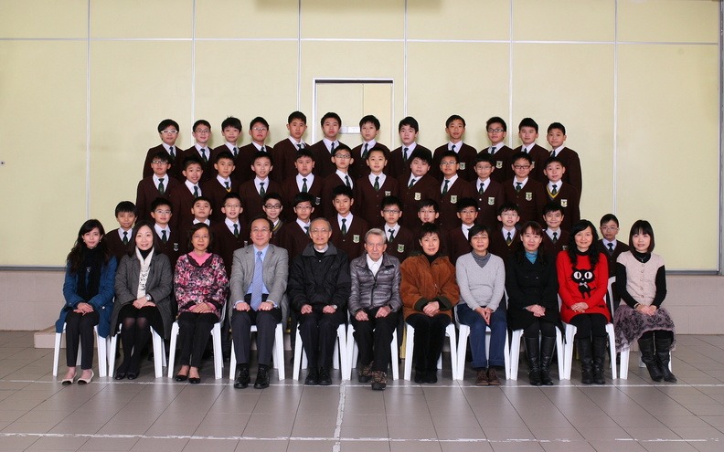 2011-2012年度上午班6B1全體畢業生合照.jpg